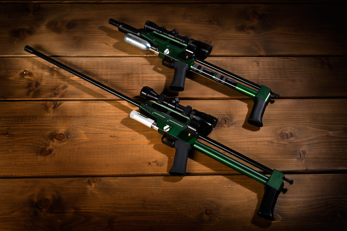 Projectors, darts, needles, blowpipe systems | DANiNJECT products
